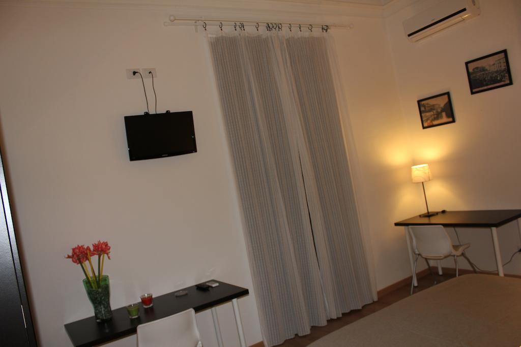קטאניה Giro B&B חדר תמונה