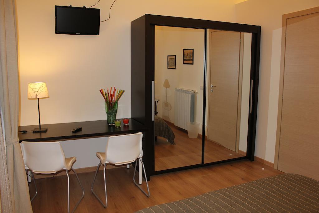 קטאניה Giro B&B חדר תמונה